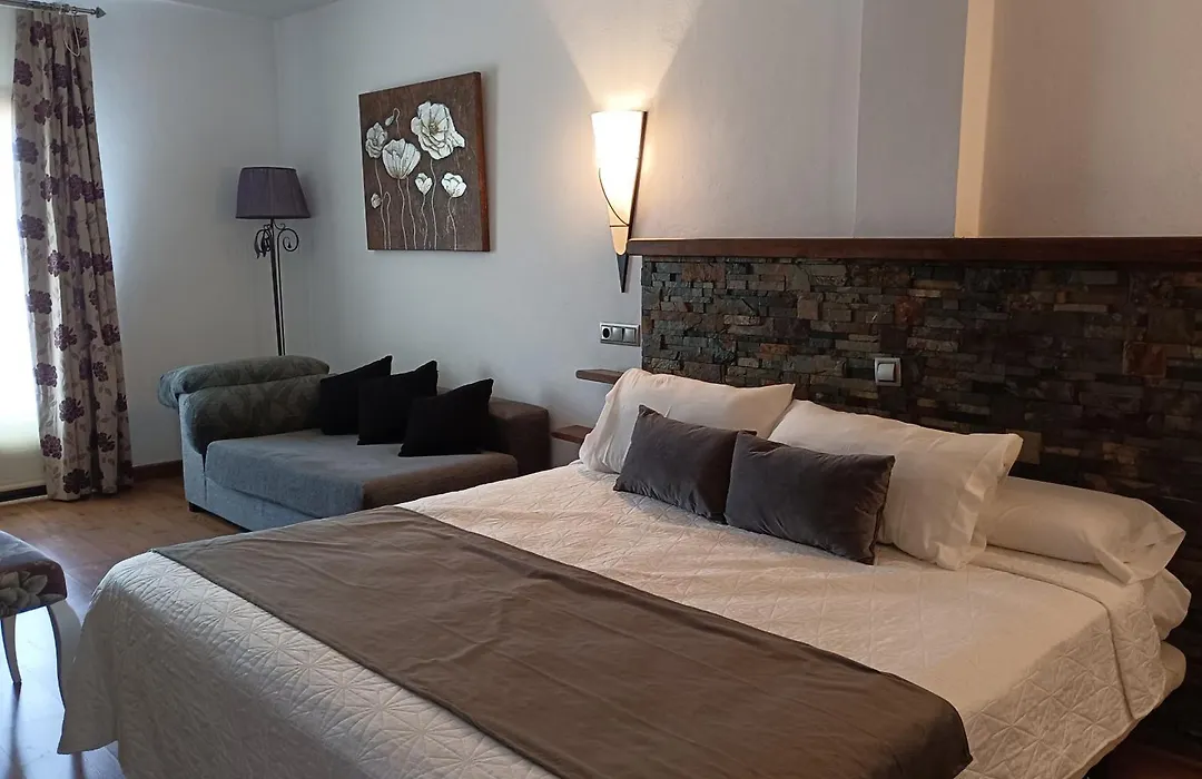 Hotel Rural los Tadeos-1